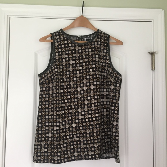 Mud Pie Tops - Professional Sleeveless Patterned Blouse